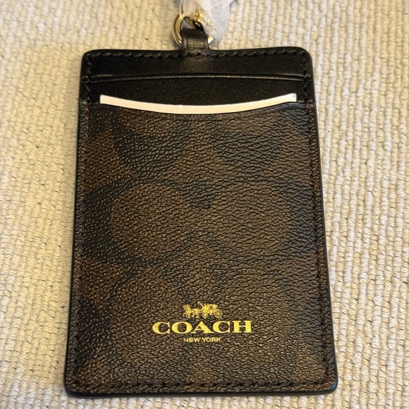 NWT Coach ID Lanyard Gold/Black - Picture 7 of 7